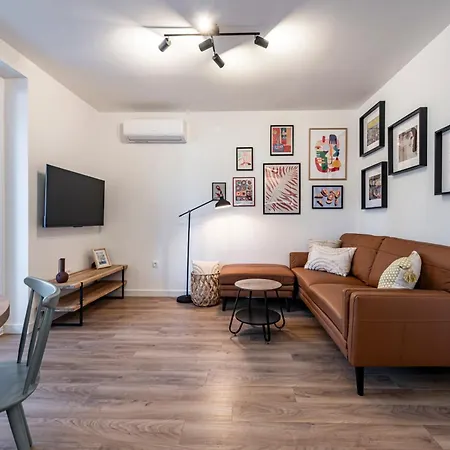 No5 Apartment *