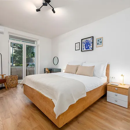 Apartment No5