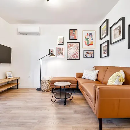 Apartment No5 *